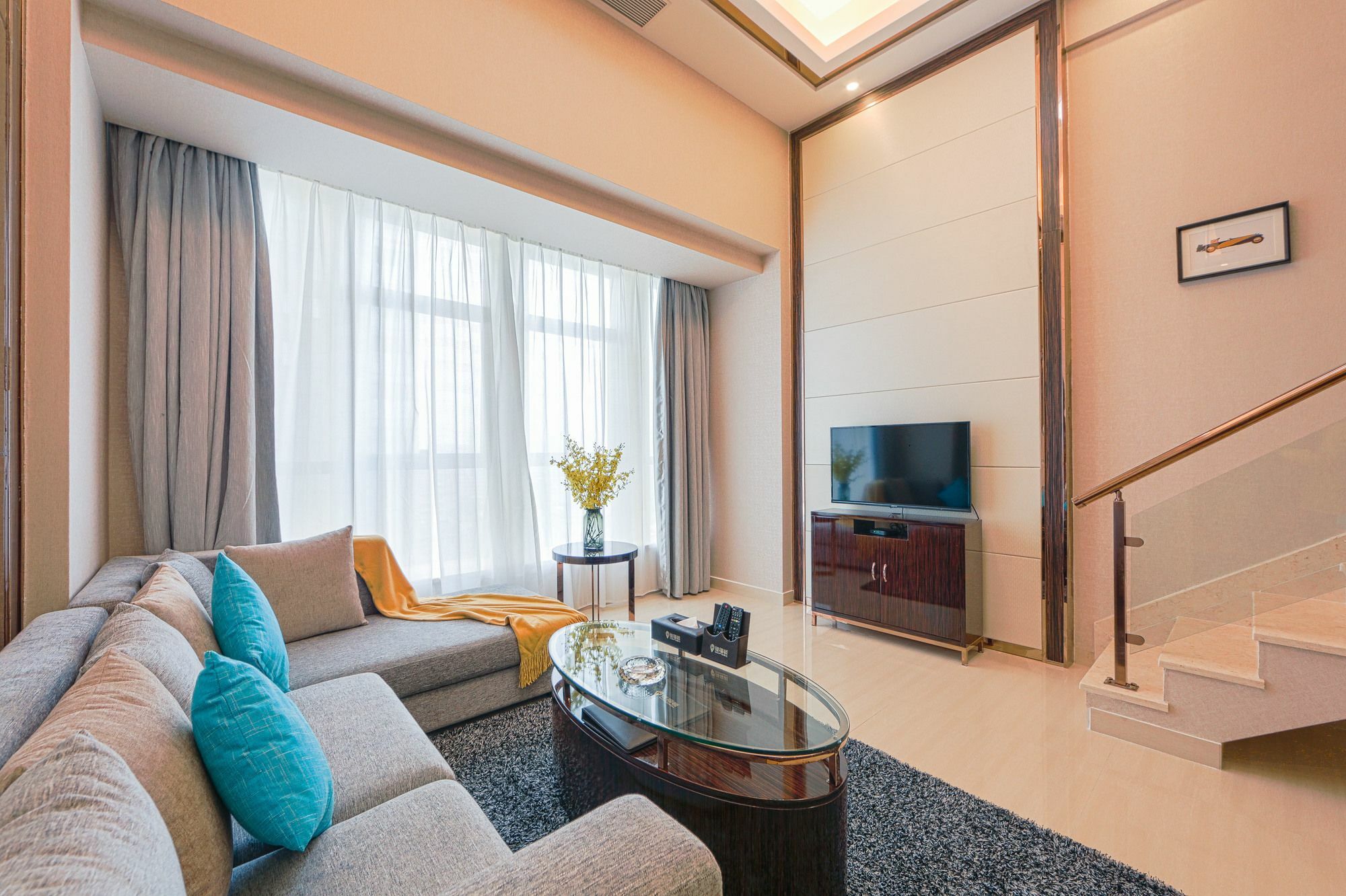 Waifiden Duplex Hotel Apartment Zhongyong Jinyu Branch-Free Shuttle Bus During The Canton Fair Exterior photo